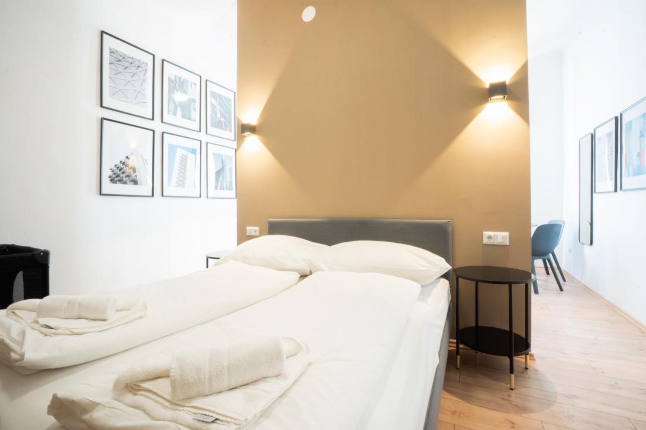Modern 1-Bedroom Apartment Next To Praterstern ウィーン エクステリア 写真