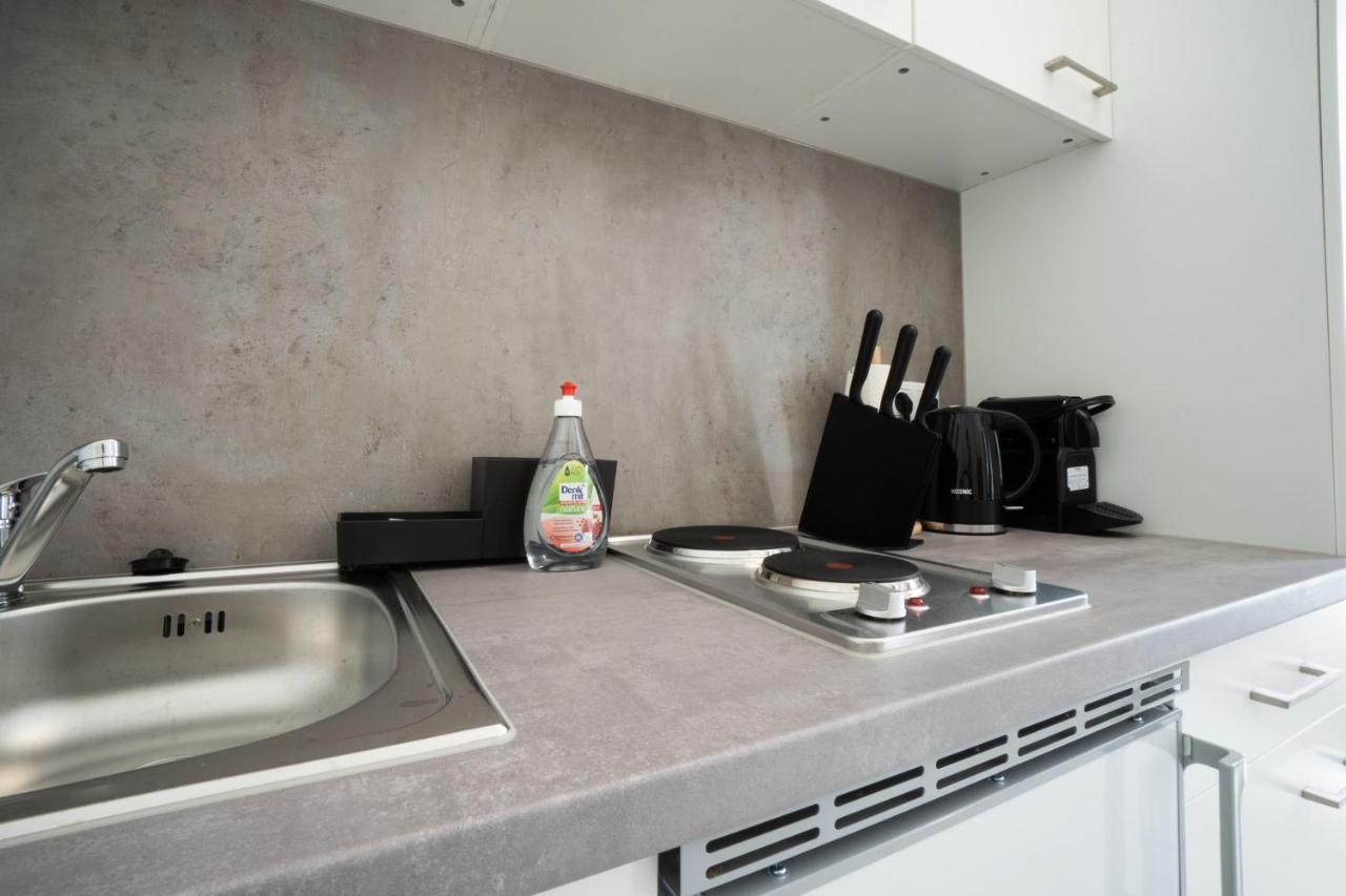 Modern 1-Bedroom Apartment Next To Praterstern ウィーン エクステリア 写真